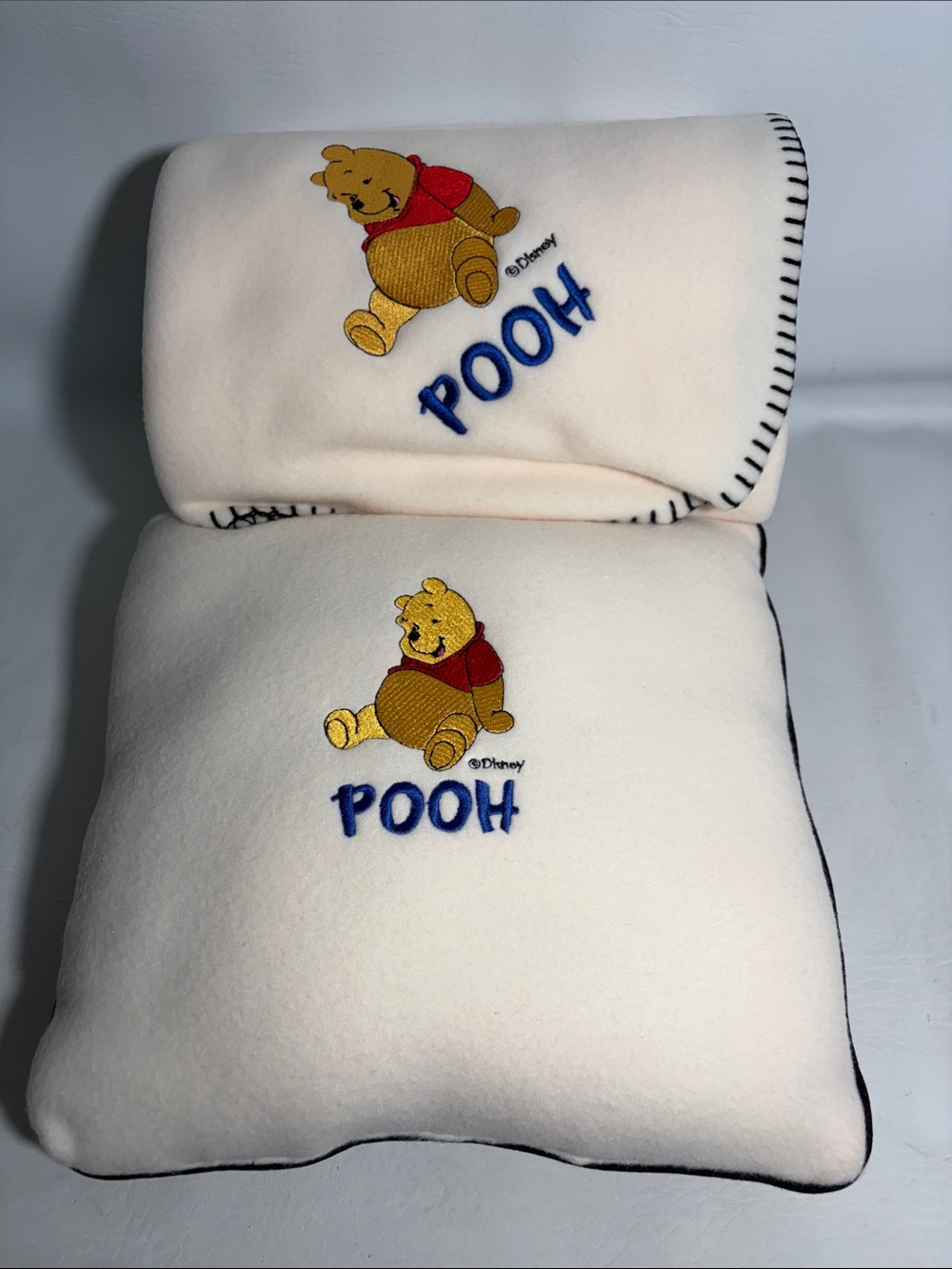 Disney Winnie the Pooh VTG New Throw and Pillow Set Cream Color Embroidered